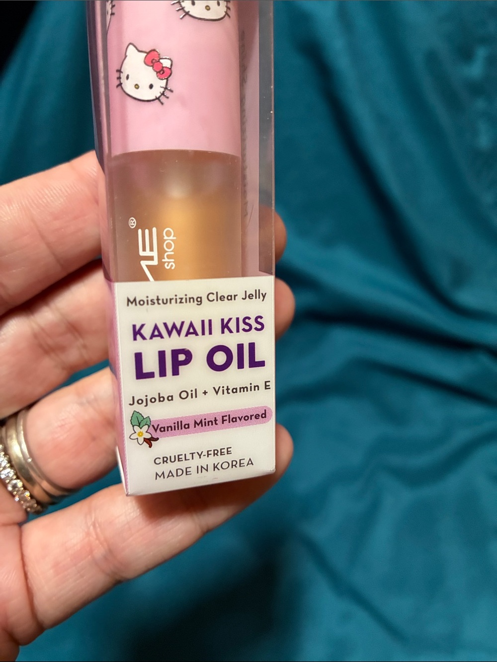 The Crème Shop x Hello Kitty Kawaii Kiss Lip Oil Duo - Vanilla Mint & Apple - Picture 3 of 9
